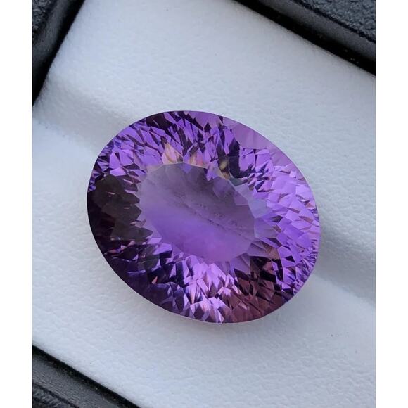 Flawless 18+ Carat Fancy Cut Amethyst!! - Picture 2 of 2